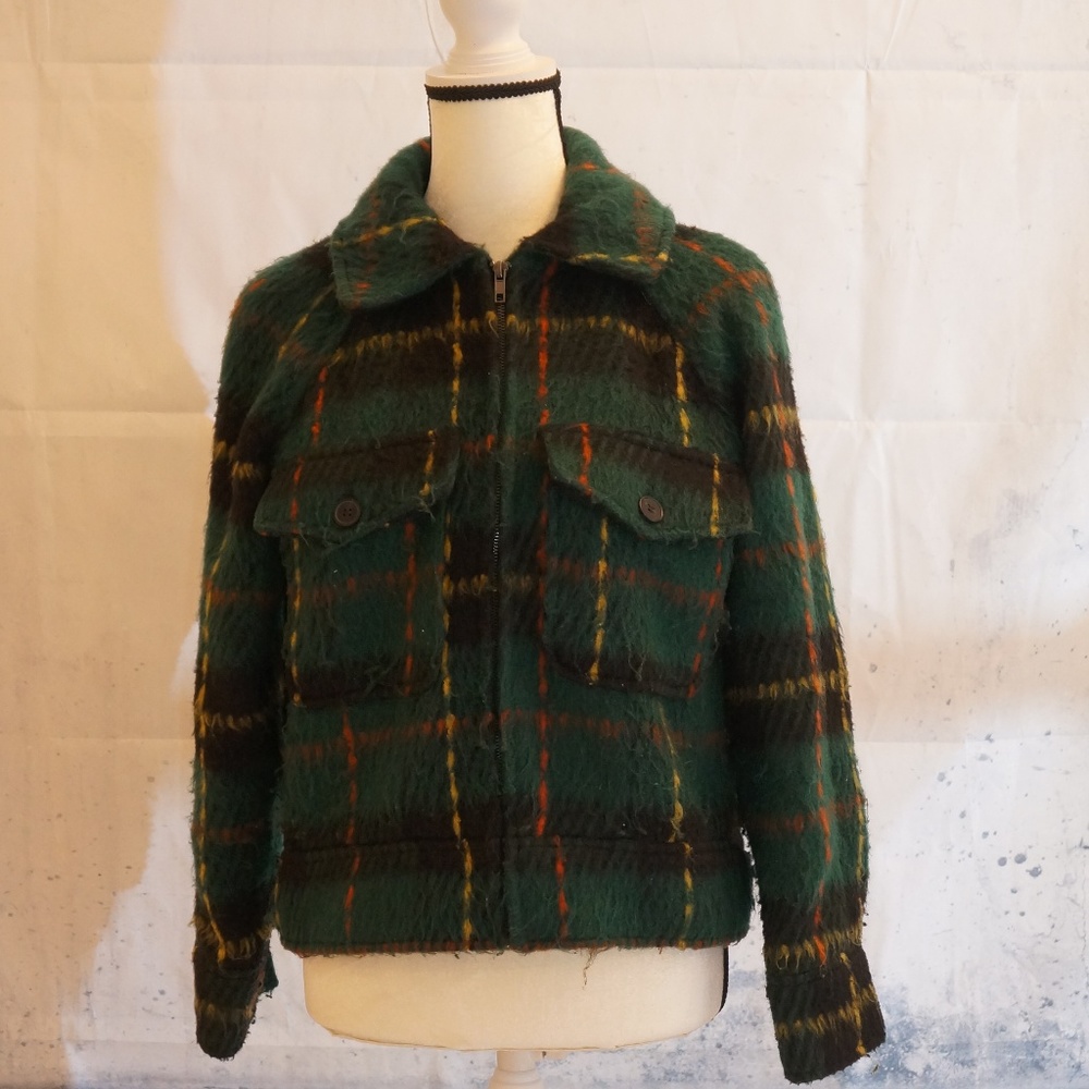 FOREVER 21 GREEN PLAID CROPPED JACKET - Picture 2 of 5